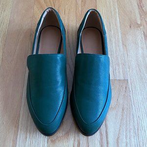 NIB Urban Outfitters Ivy Loafer, Olive green